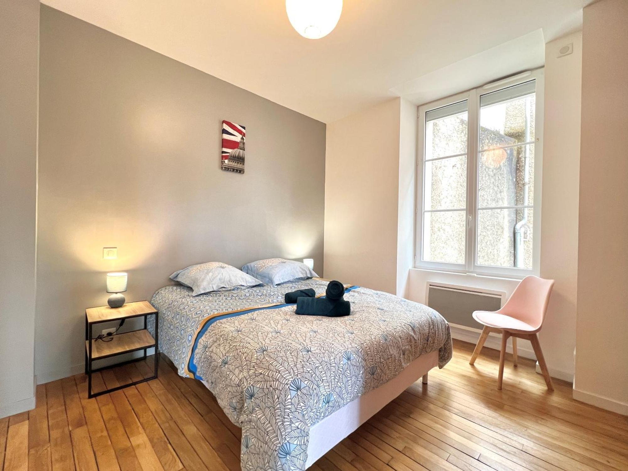 Appartement Le Cassiopee ~ T3 Avec Parking Proche Centre Poitiers